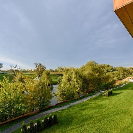 Il Lago - Sunrise - Cozy Luxurious Smart Home By The Lake Voluntari Bagian luar foto
