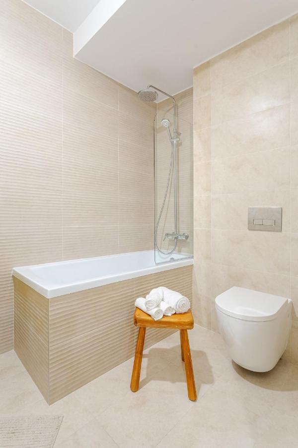 Il Lago - Sunrise - Cozy Luxurious Smart Home By The Lake Voluntari Bagian luar foto